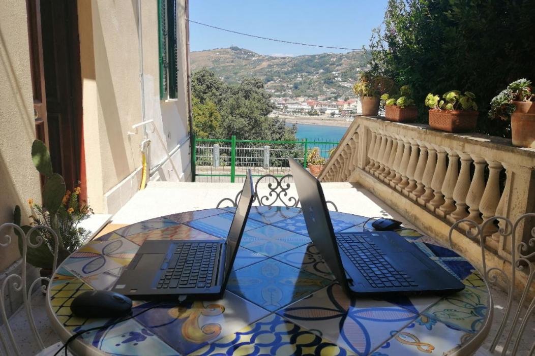 Panoramic Apartments In Villa In Center "The Beach And The Cliff" 1 Agropoli Kültér fotó
