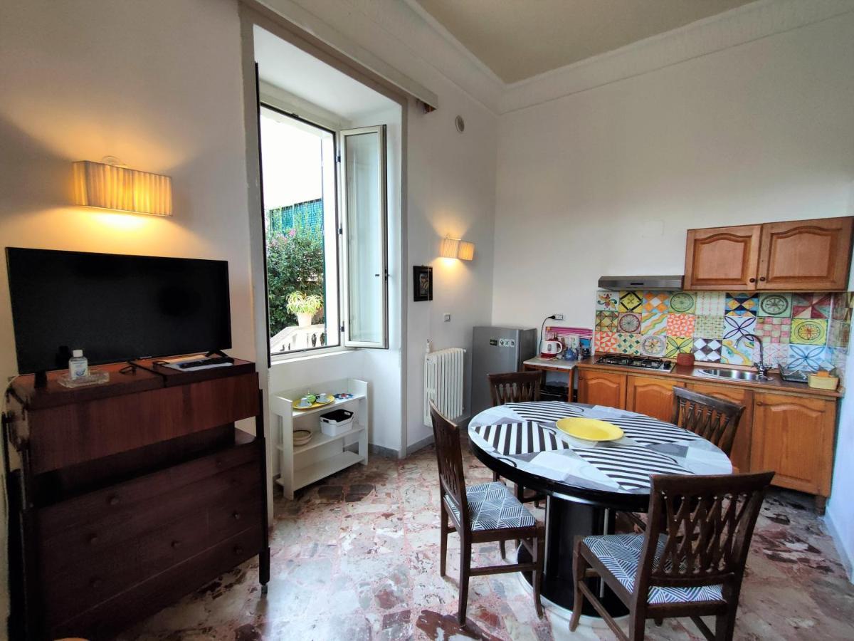 Panoramic Apartments In Villa In Center "The Beach And The Cliff" 1 Agropoli Kültér fotó